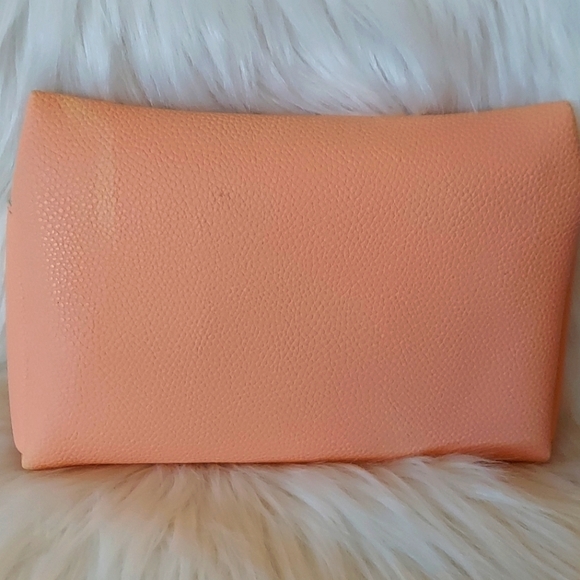 Makeup Bag and Beauty Product Bundle - Picture 5 of 7